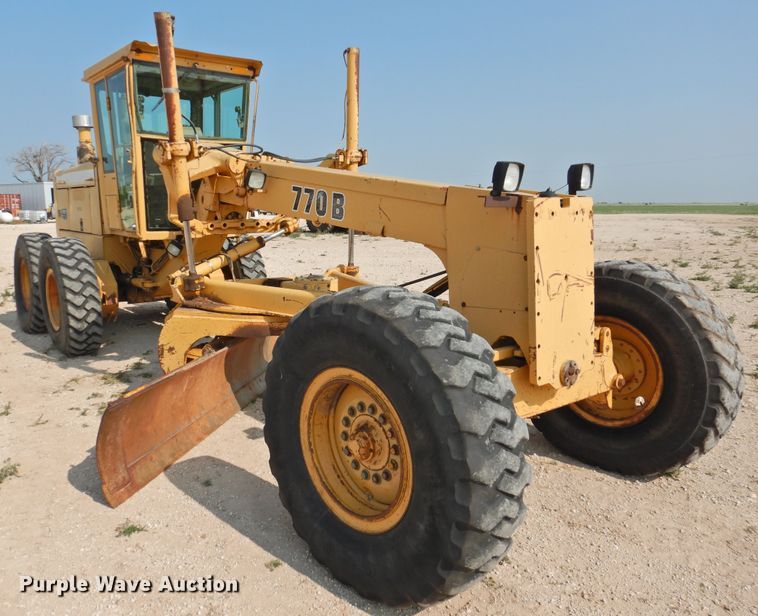 image for item DK2397 1994 John Deere 770B  motor grader