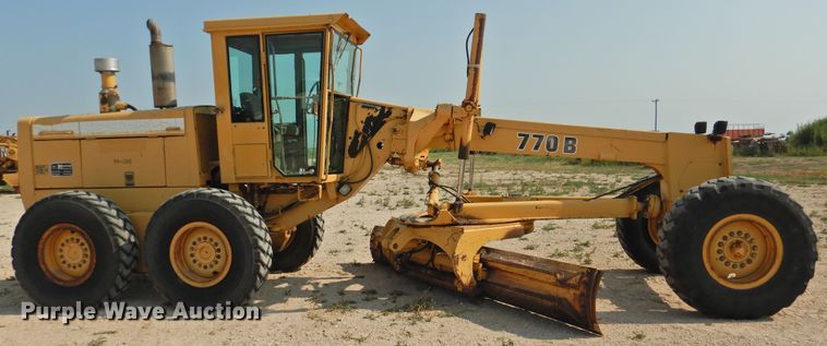 image for item DK2397 1994 John Deere 770B  motor grader