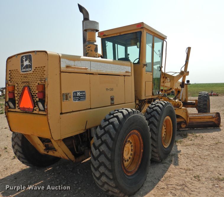 image for item DK2397 1994 John Deere 770B  motor grader