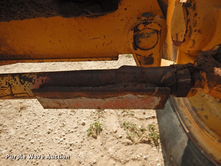 image for item DK2397 1994 John Deere 770B  motor grader