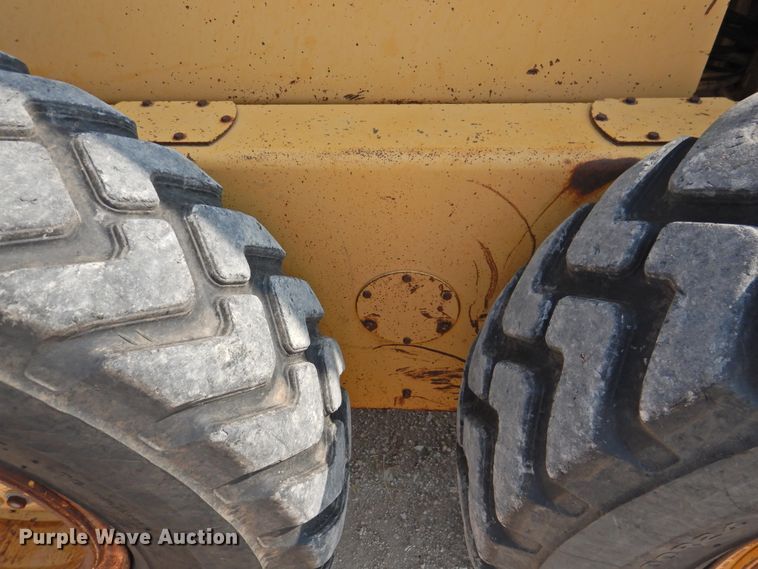 image for item DK2397 1994 John Deere 770B  motor grader