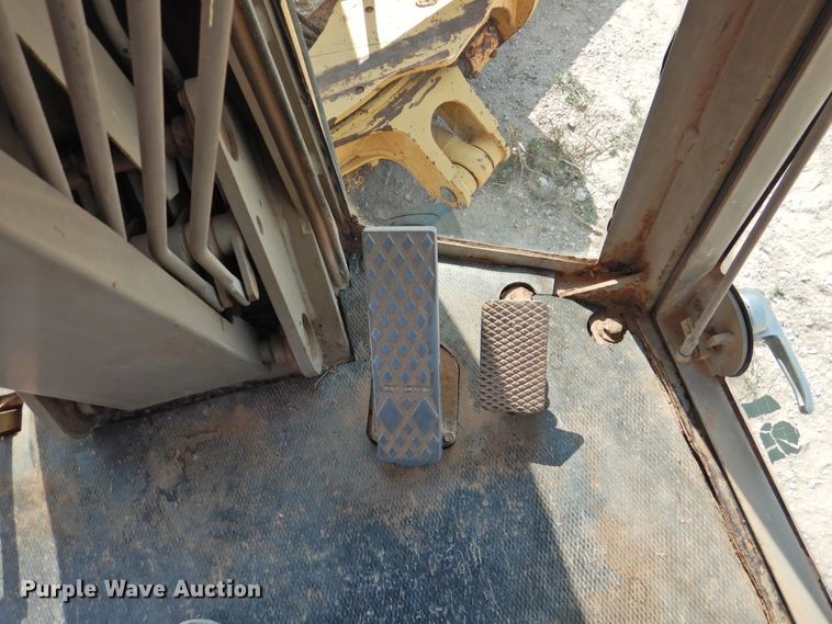 image for item DK2397 1994 John Deere 770B  motor grader