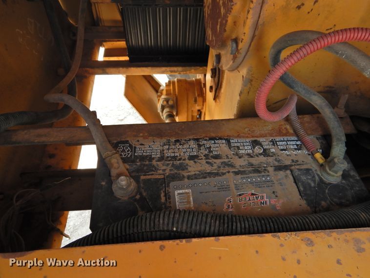 image for item DK2397 1994 John Deere 770B  motor grader