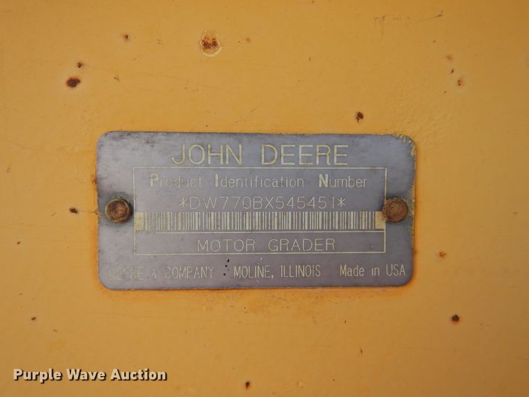 image for item DK2397 1994 John Deere 770B  motor grader