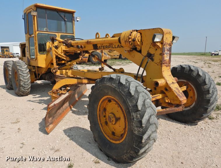 image for item DK2398 1969 Caterpillar 12F  rigid frame motor grader