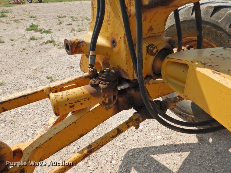 image for item DK2398 1969 Caterpillar 12F  rigid frame motor grader