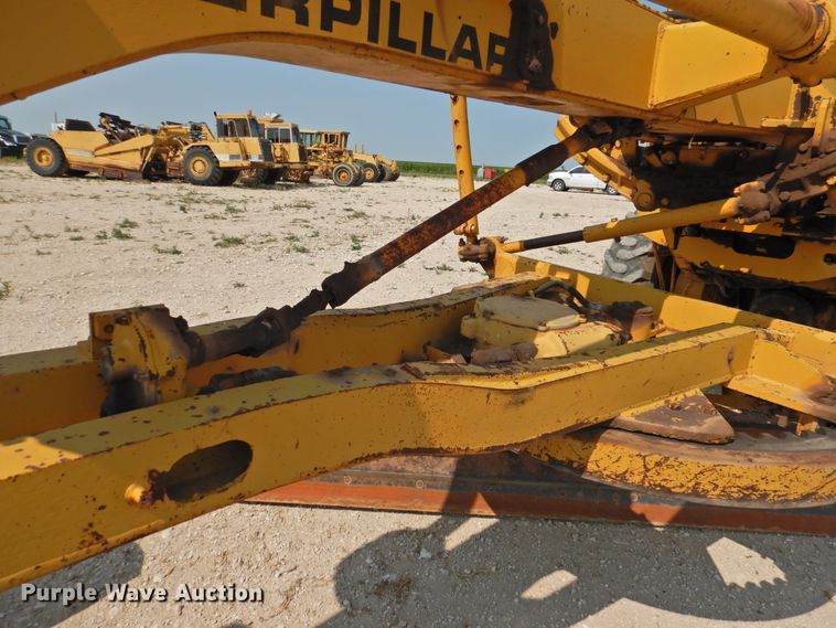 image for item DK2398 1969 Caterpillar 12F  rigid frame motor grader