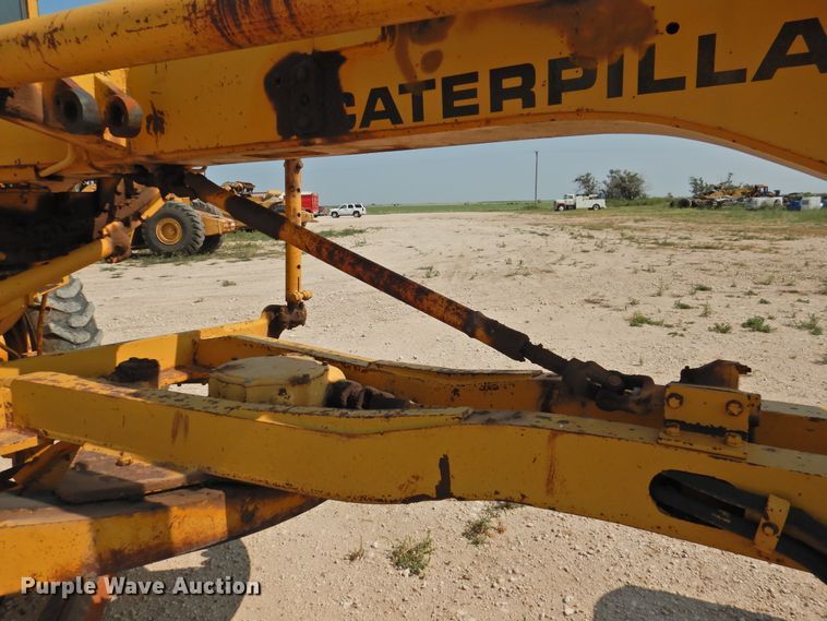 image for item DK2398 1969 Caterpillar 12F  rigid frame motor grader