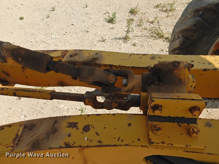 image for item DK2398 1969 Caterpillar 12F  rigid frame motor grader