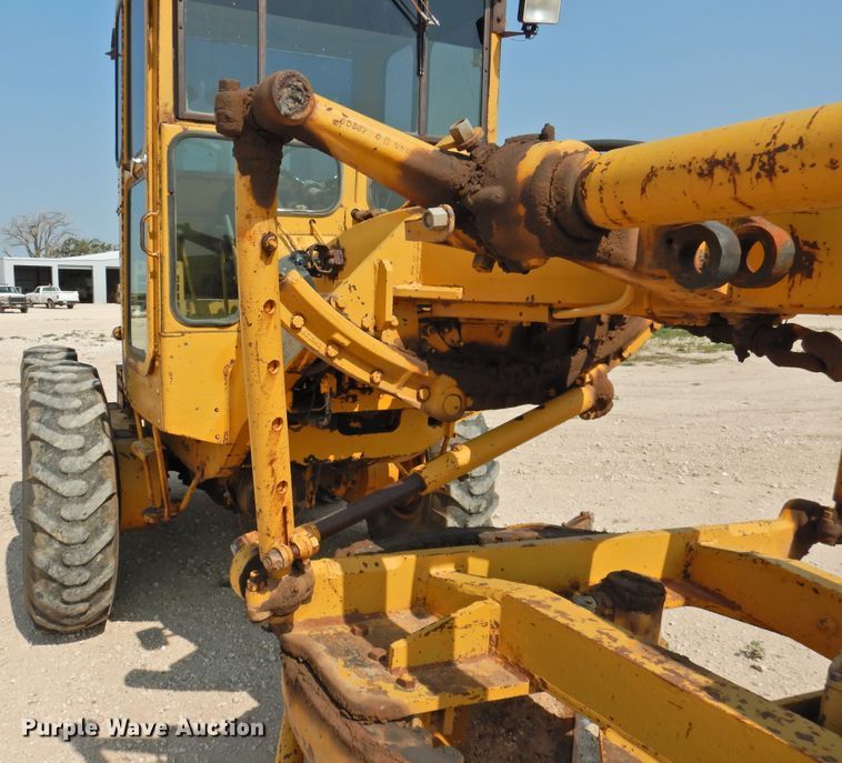 image for item DK2398 1969 Caterpillar 12F  rigid frame motor grader