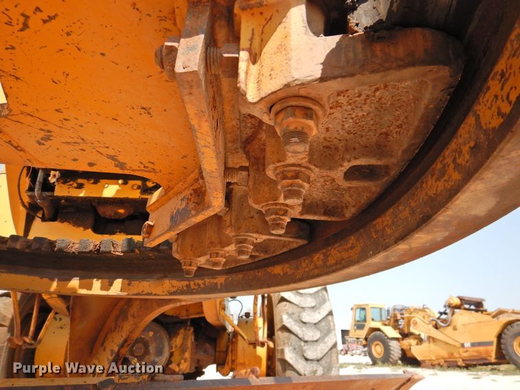 image for item DK2398 1969 Caterpillar 12F  rigid frame motor grader