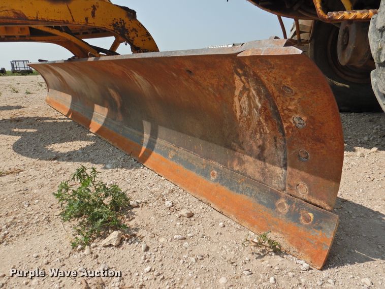 image for item DK2398 1969 Caterpillar 12F  rigid frame motor grader