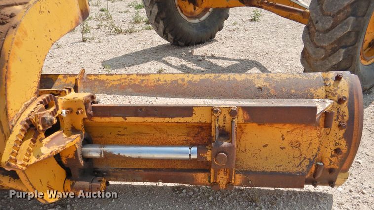 image for item DK2398 1969 Caterpillar 12F  rigid frame motor grader