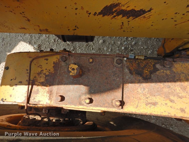 image for item DK2398 1969 Caterpillar 12F  rigid frame motor grader