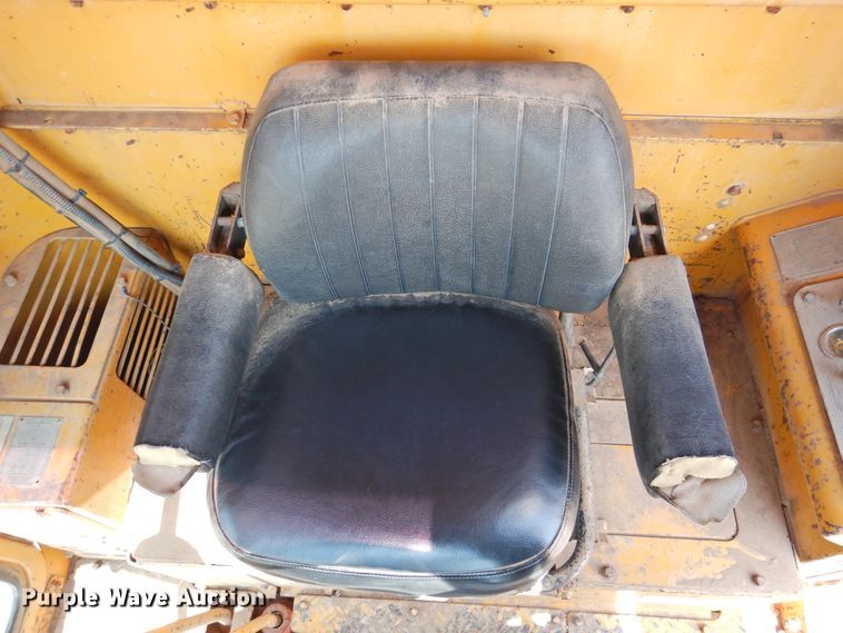 image for item DK2398 1969 Caterpillar 12F  rigid frame motor grader