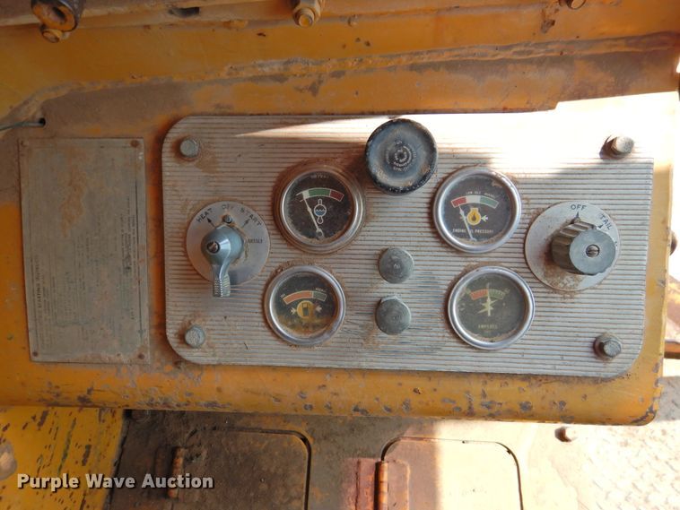 image for item DK2398 1969 Caterpillar 12F  rigid frame motor grader