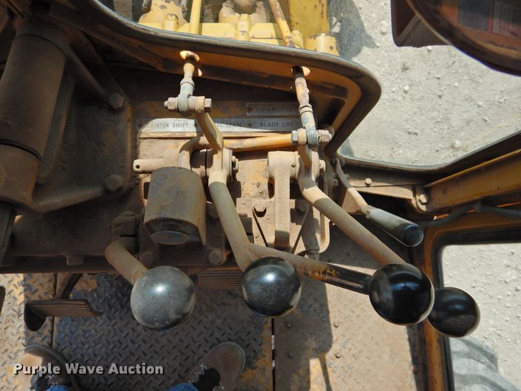 image for item DK2398 1969 Caterpillar 12F  rigid frame motor grader