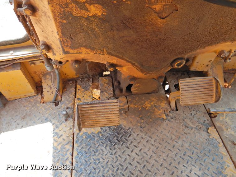 image for item DK2398 1969 Caterpillar 12F  rigid frame motor grader