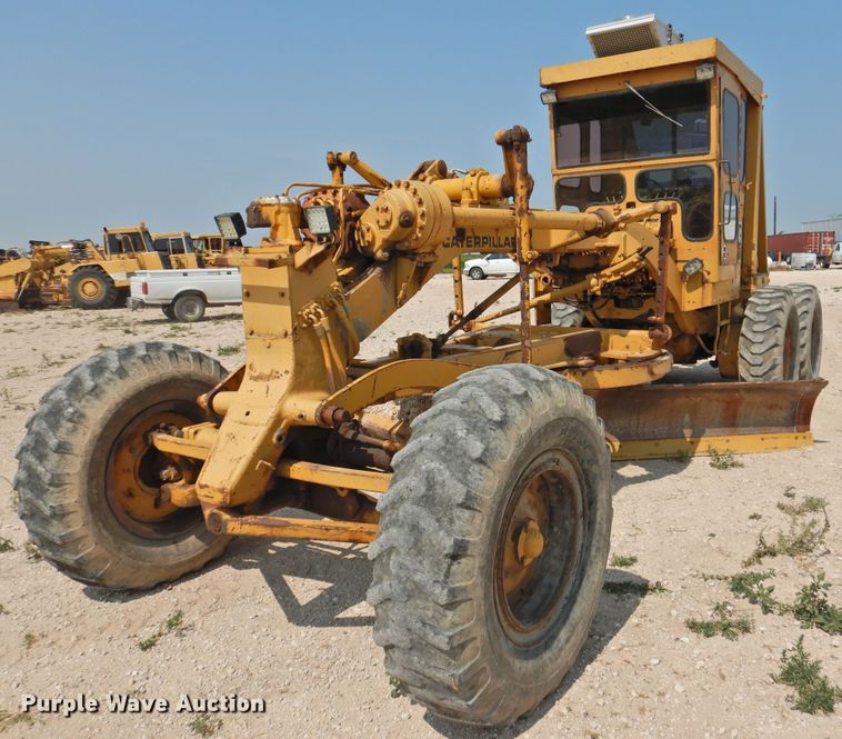 image for item DK2399 1970 Caterpillar 14E  rigid frame motor grader