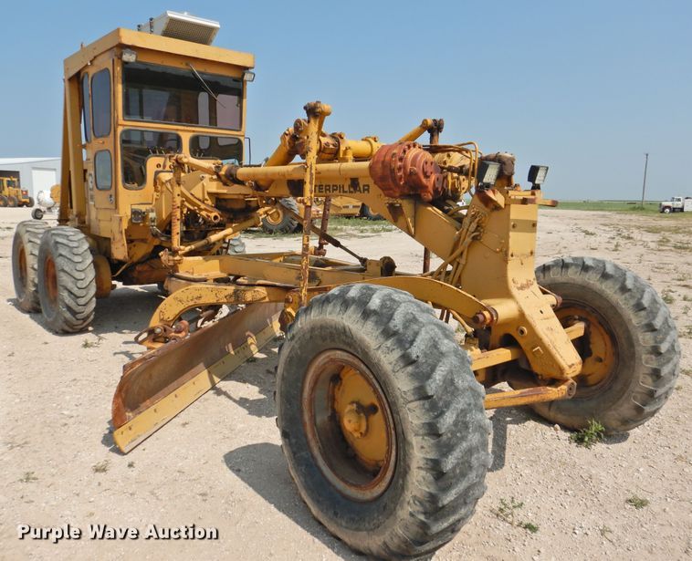 image for item DK2399 1970 Caterpillar 14E  rigid frame motor grader