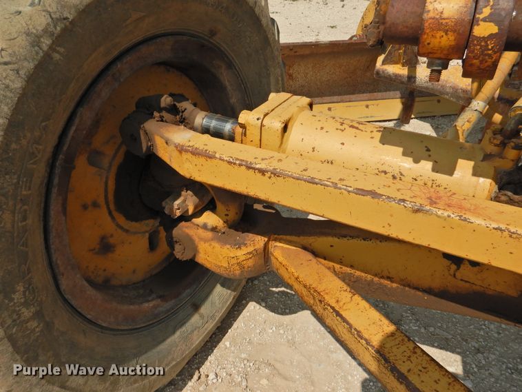 image for item DK2399 1970 Caterpillar 14E  rigid frame motor grader