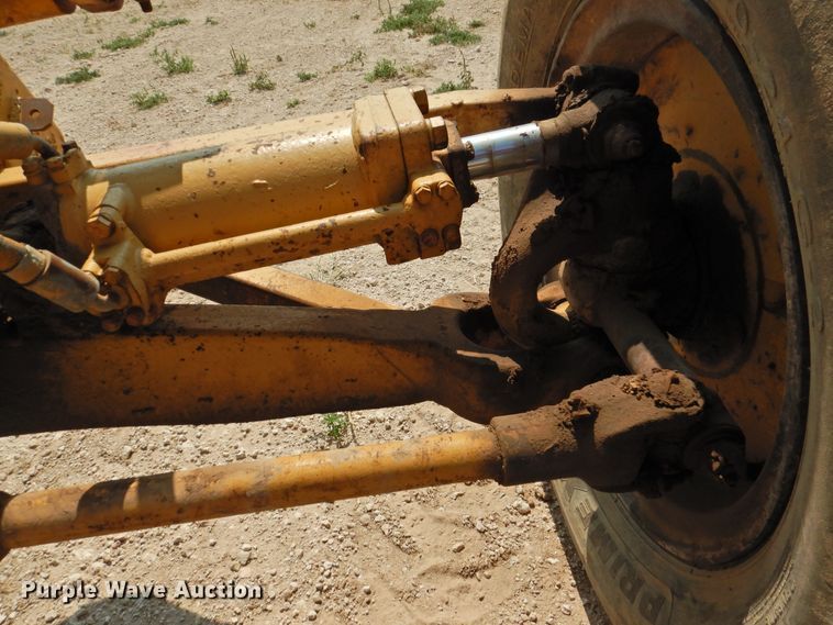 image for item DK2399 1970 Caterpillar 14E  rigid frame motor grader