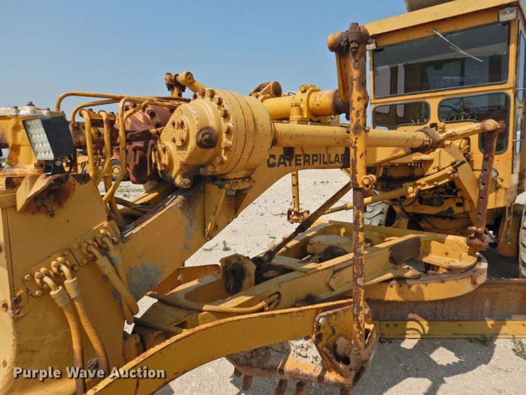 image for item DK2399 1970 Caterpillar 14E  rigid frame motor grader