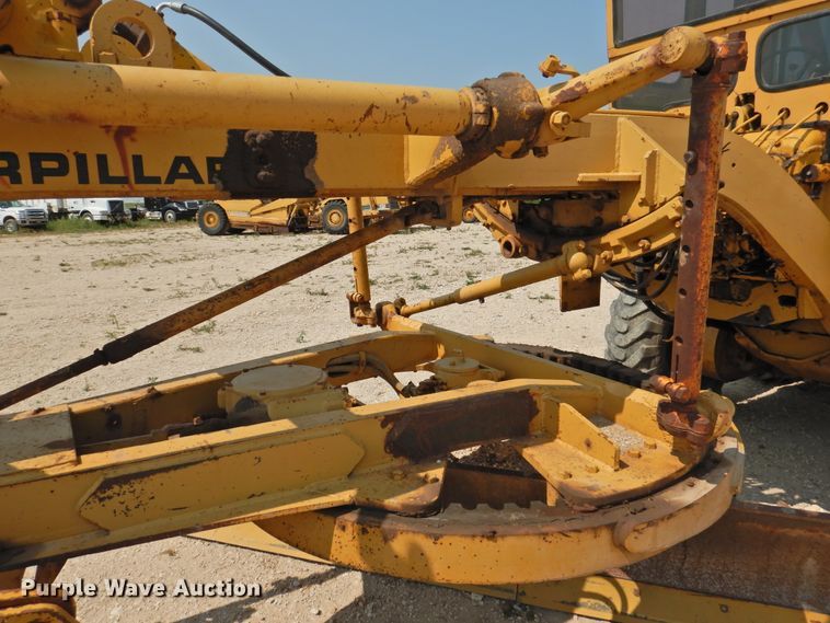 image for item DK2399 1970 Caterpillar 14E  rigid frame motor grader