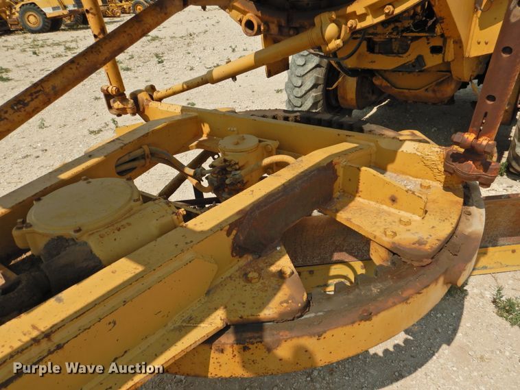 image for item DK2399 1970 Caterpillar 14E  rigid frame motor grader