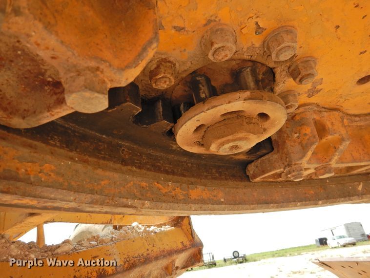 image for item DK2399 1970 Caterpillar 14E  rigid frame motor grader