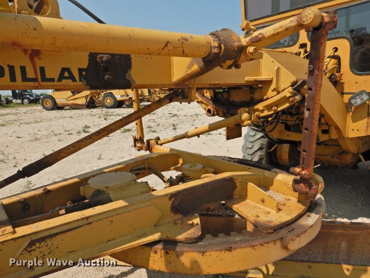 image for item DK2399 1970 Caterpillar 14E  rigid frame motor grader