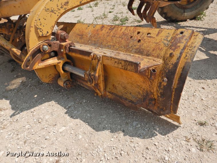 image for item DK2399 1970 Caterpillar 14E  rigid frame motor grader