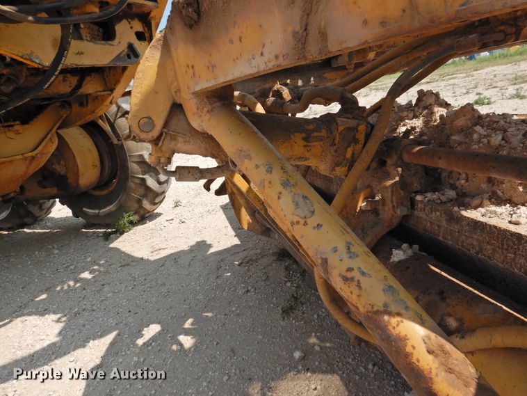 image for item DK2399 1970 Caterpillar 14E  rigid frame motor grader