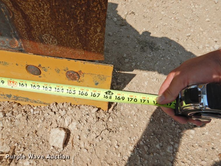 image for item DK2399 1970 Caterpillar 14E  rigid frame motor grader