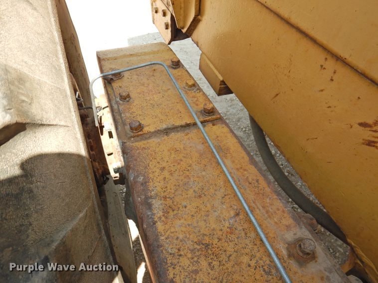 image for item DK2399 1970 Caterpillar 14E  rigid frame motor grader