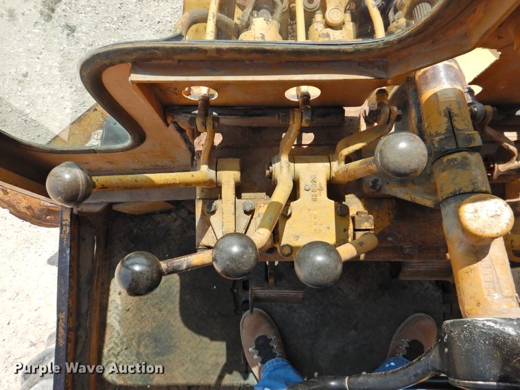 image for item DK2399 1970 Caterpillar 14E  rigid frame motor grader