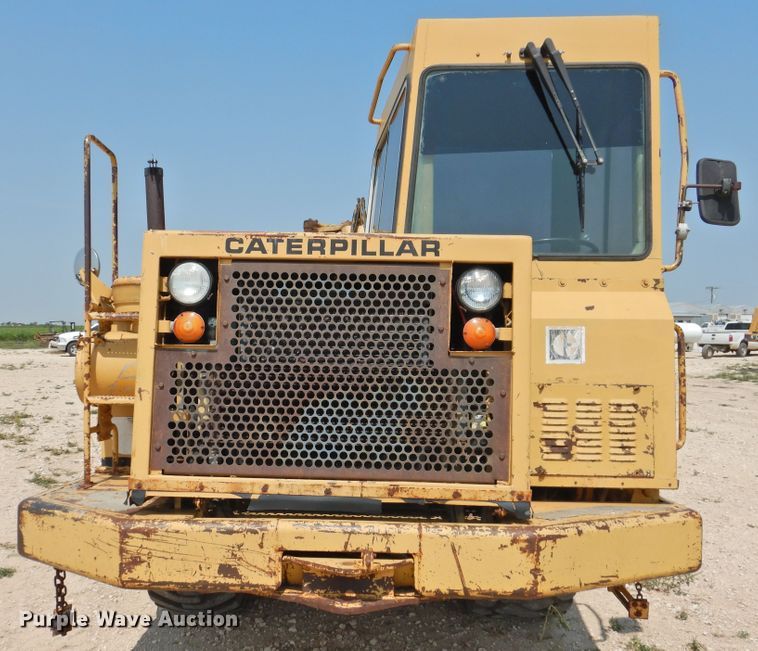 image for item DK2400 1985 Caterpillar 613C  elevating scraper