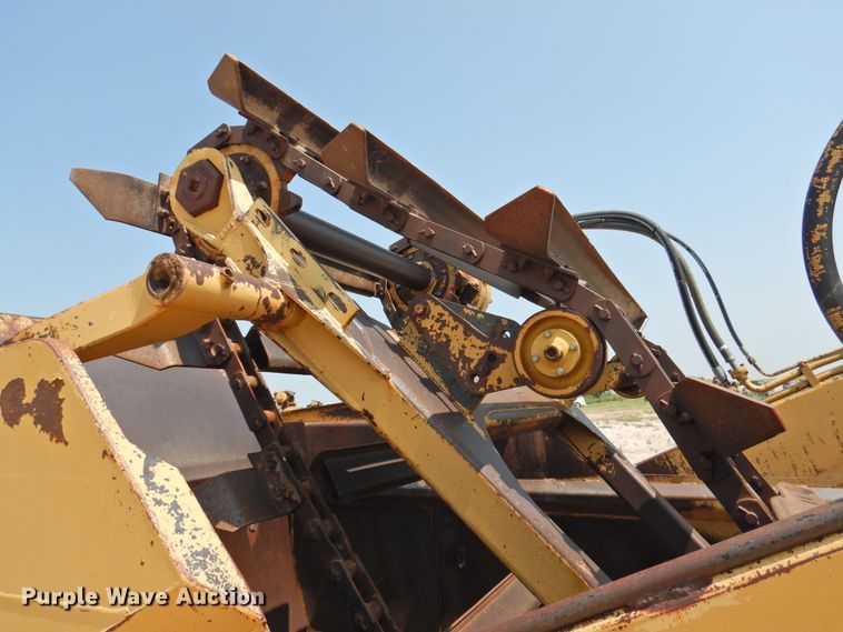 image for item DK2400 1985 Caterpillar 613C  elevating scraper