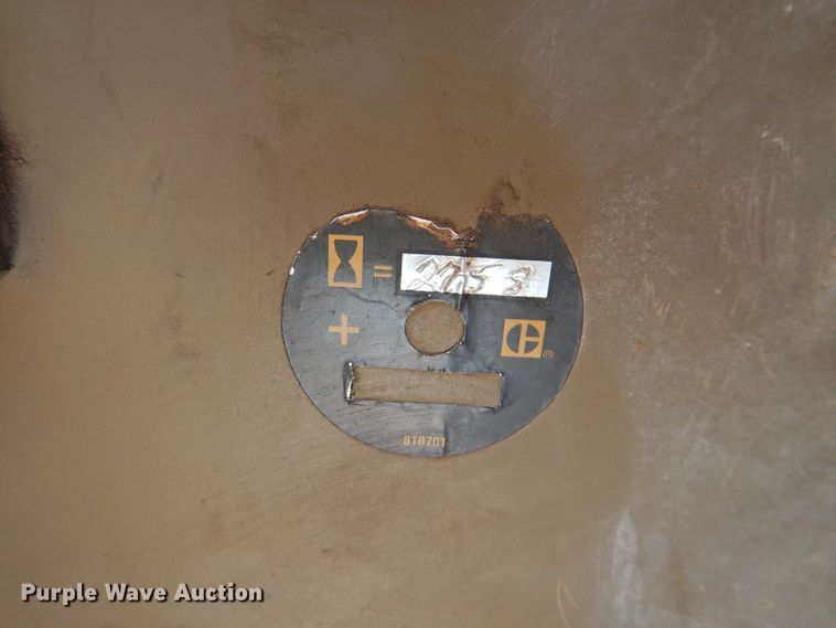 image for item DK2400 1985 Caterpillar 613C  elevating scraper