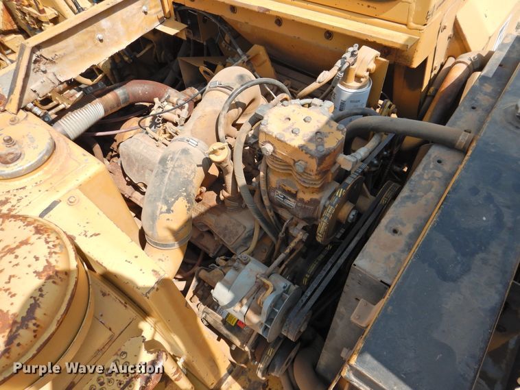 image for item DK2400 1985 Caterpillar 613C  elevating scraper