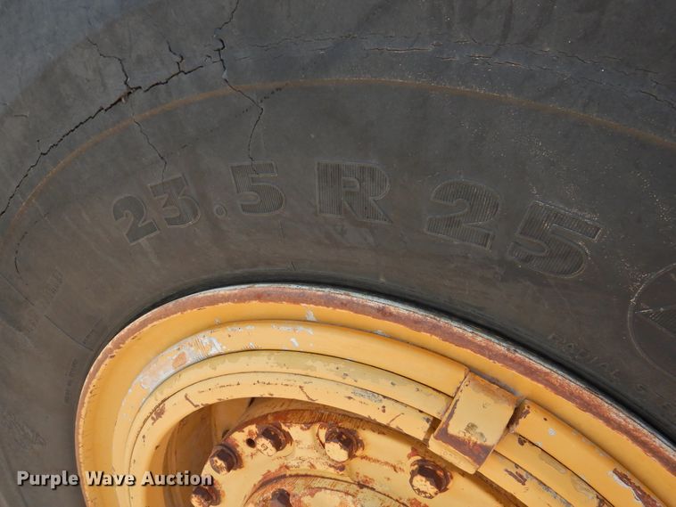 image for item DK2400 1985 Caterpillar 613C  elevating scraper