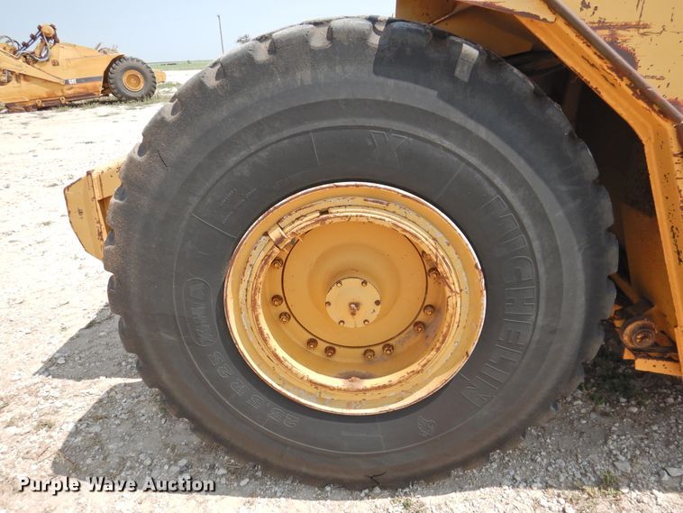 image for item DK2400 1985 Caterpillar 613C  elevating scraper