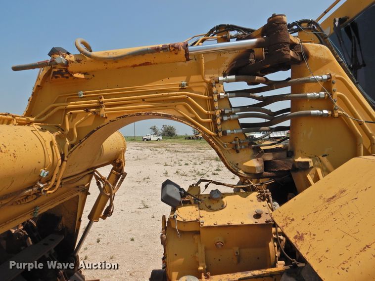 image for item DK2401 1997 Caterpillar 613C Series II  elevating scraper