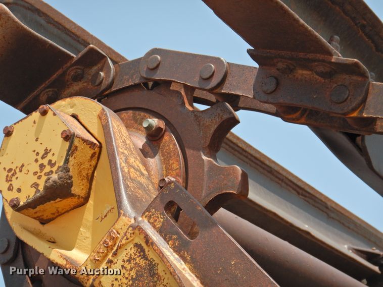 image for item DK2401 1997 Caterpillar 613C Series II  elevating scraper