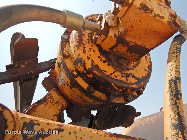 image for item DK2401 1997 Caterpillar 613C Series II  elevating scraper