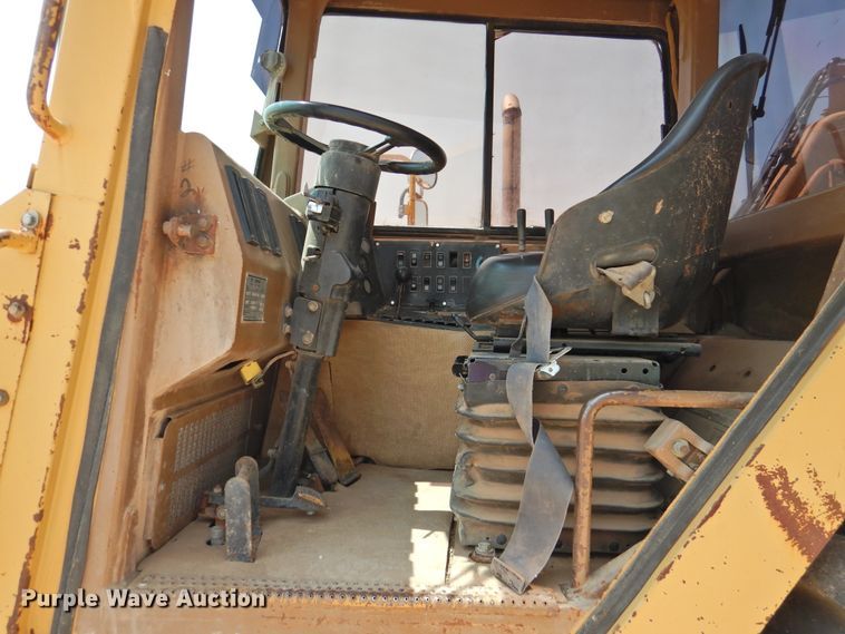 image for item DK2401 1997 Caterpillar 613C Series II  elevating scraper