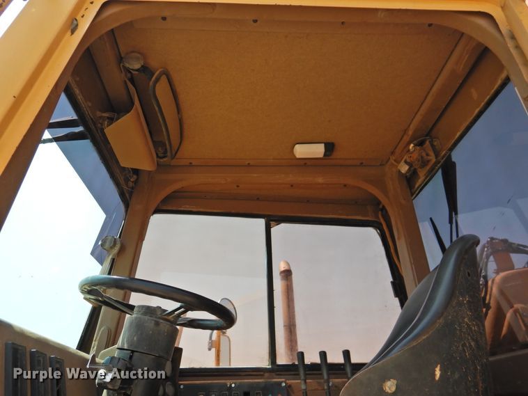 image for item DK2401 1997 Caterpillar 613C Series II  elevating scraper