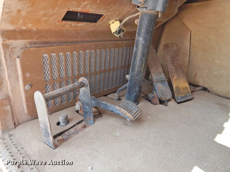 image for item DK2401 1997 Caterpillar 613C Series II  elevating scraper