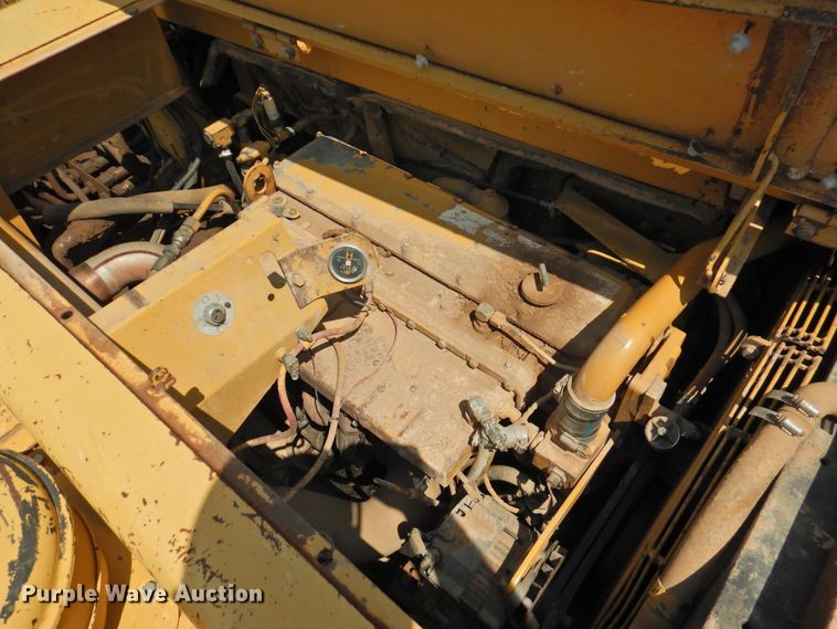 image for item DK2401 1997 Caterpillar 613C Series II  elevating scraper