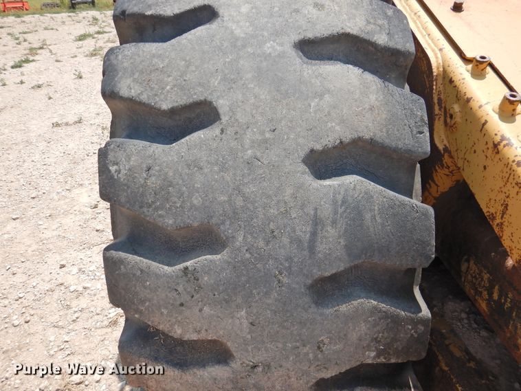 image for item DK2401 1997 Caterpillar 613C Series II  elevating scraper